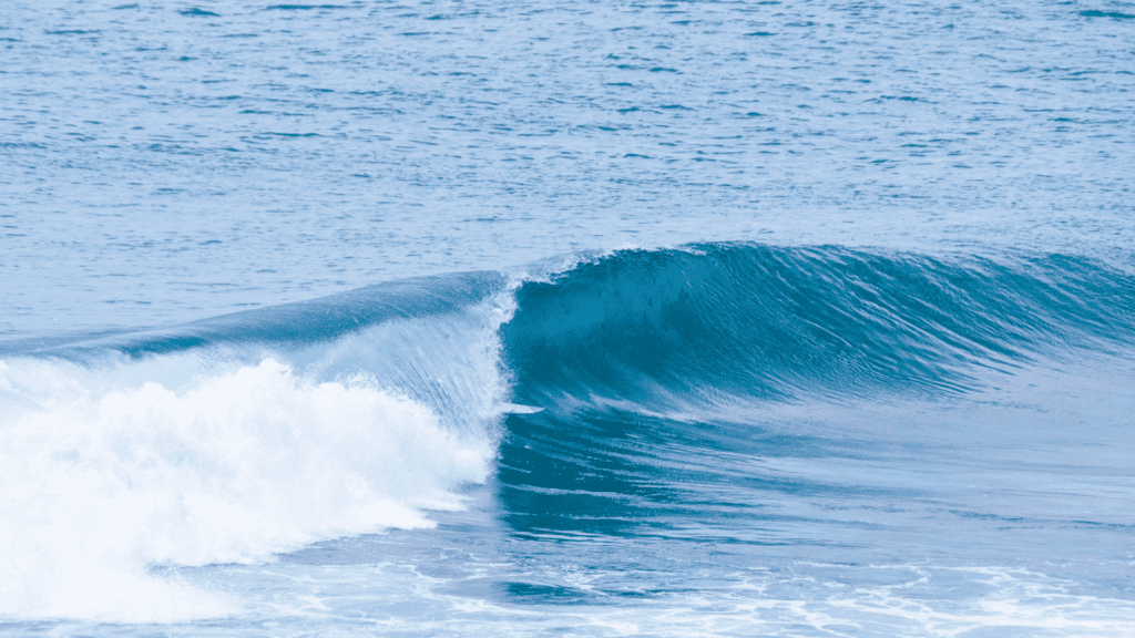 Uluwatu surfing, Bali